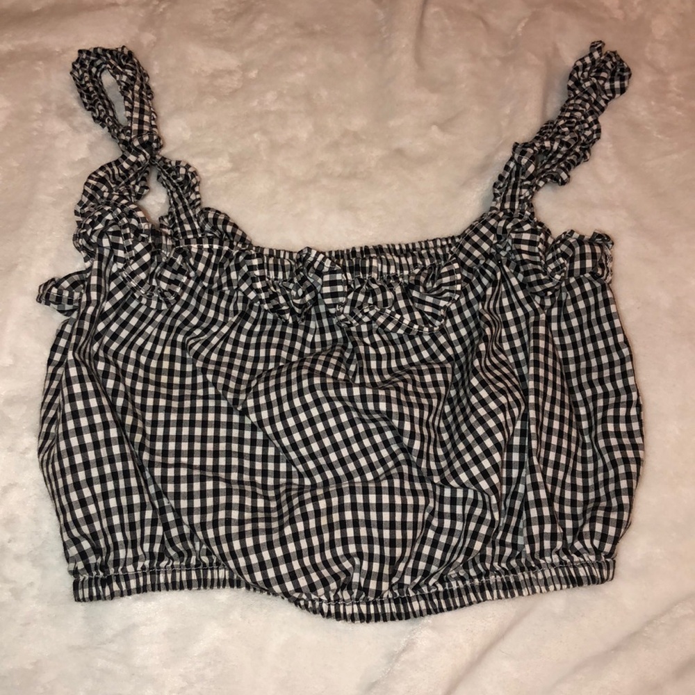 Ruffle crop top